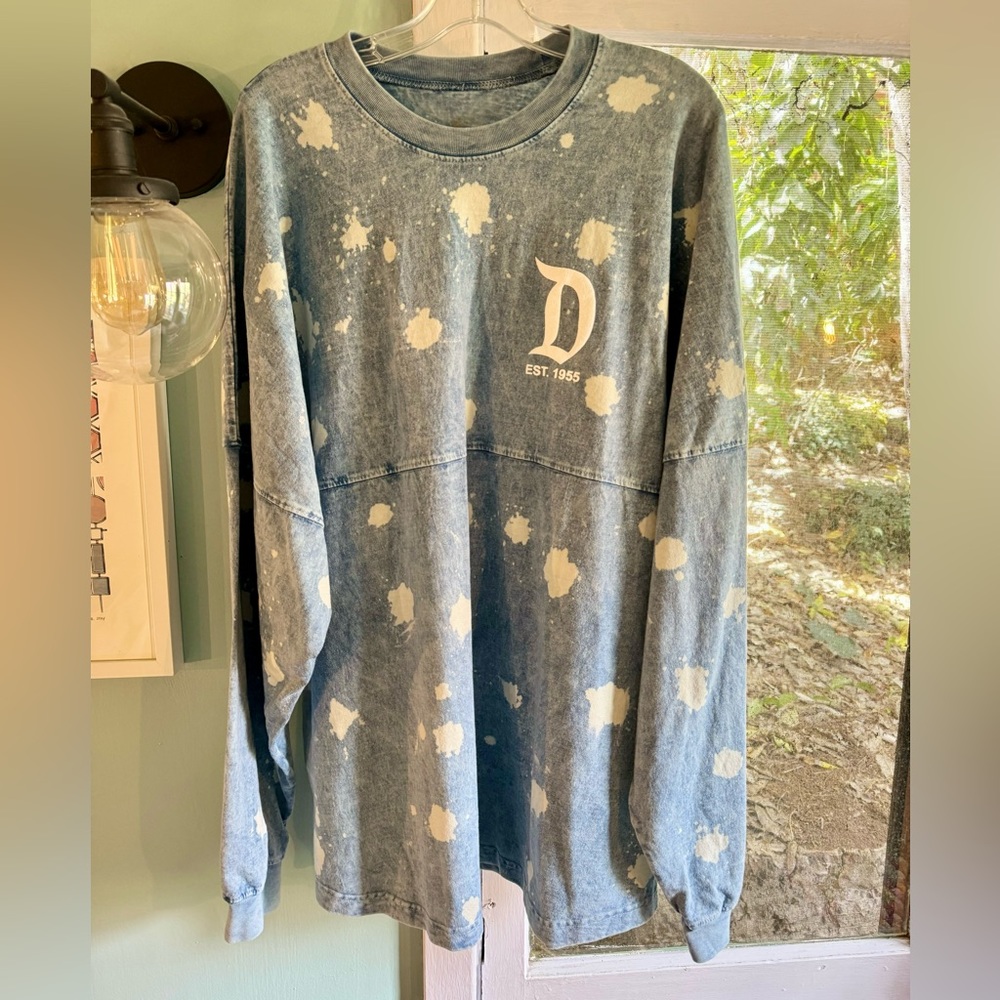 Disneyland Resort Spirit Jersey Denim Bleach